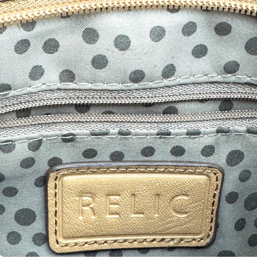 RELIC Floral Embroidered Canvas Crossbody Bag - Picture 12 of 14